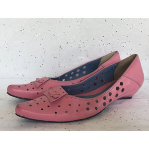 Dollhouse Pink Perforated Leather Kitten Heel Wedge Pumps - Size 9 Barbiecore
